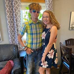 Meet your Posher, Chloe